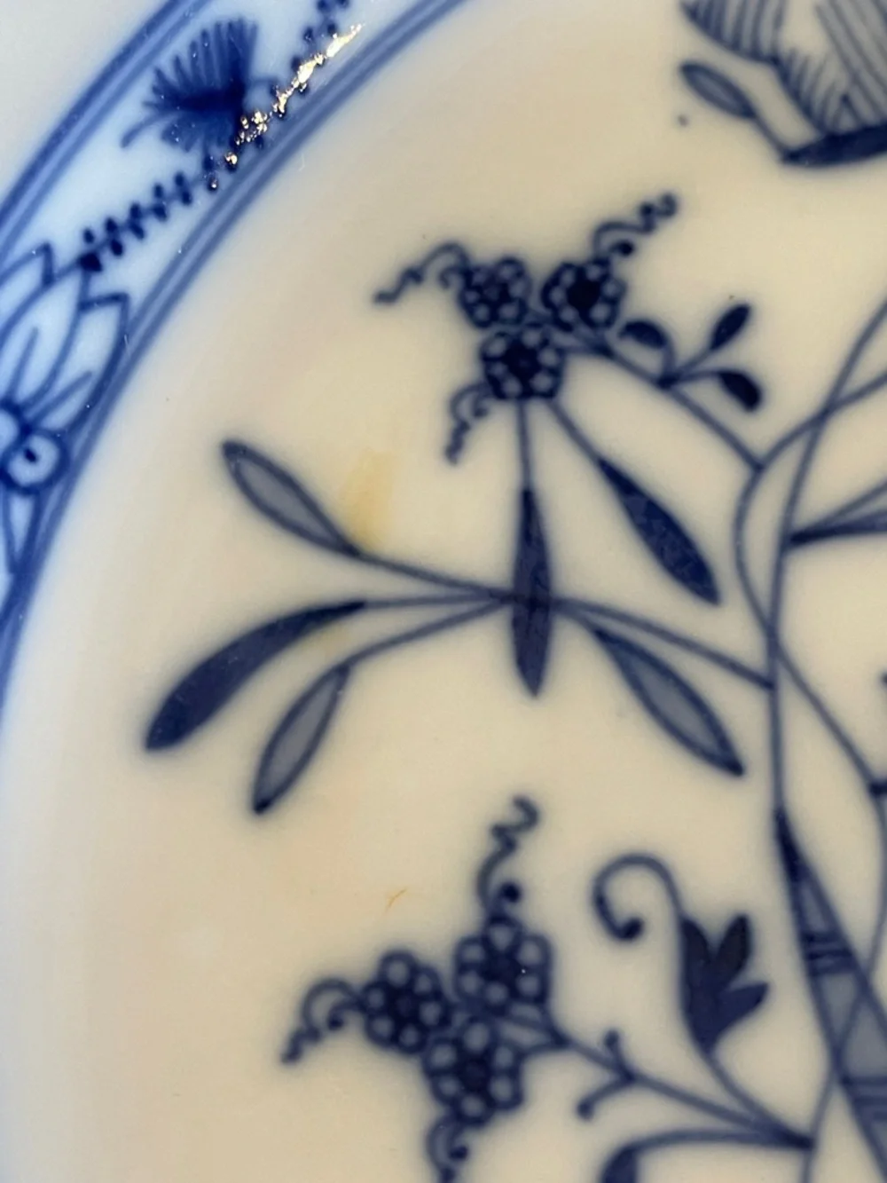 Antique Porcelain Meissen Blue Onion Scalloped Plate-9 3/4”